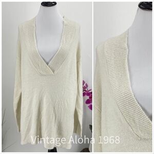 $89 RDI Medium Cream Color Oversize V Neck Sweater